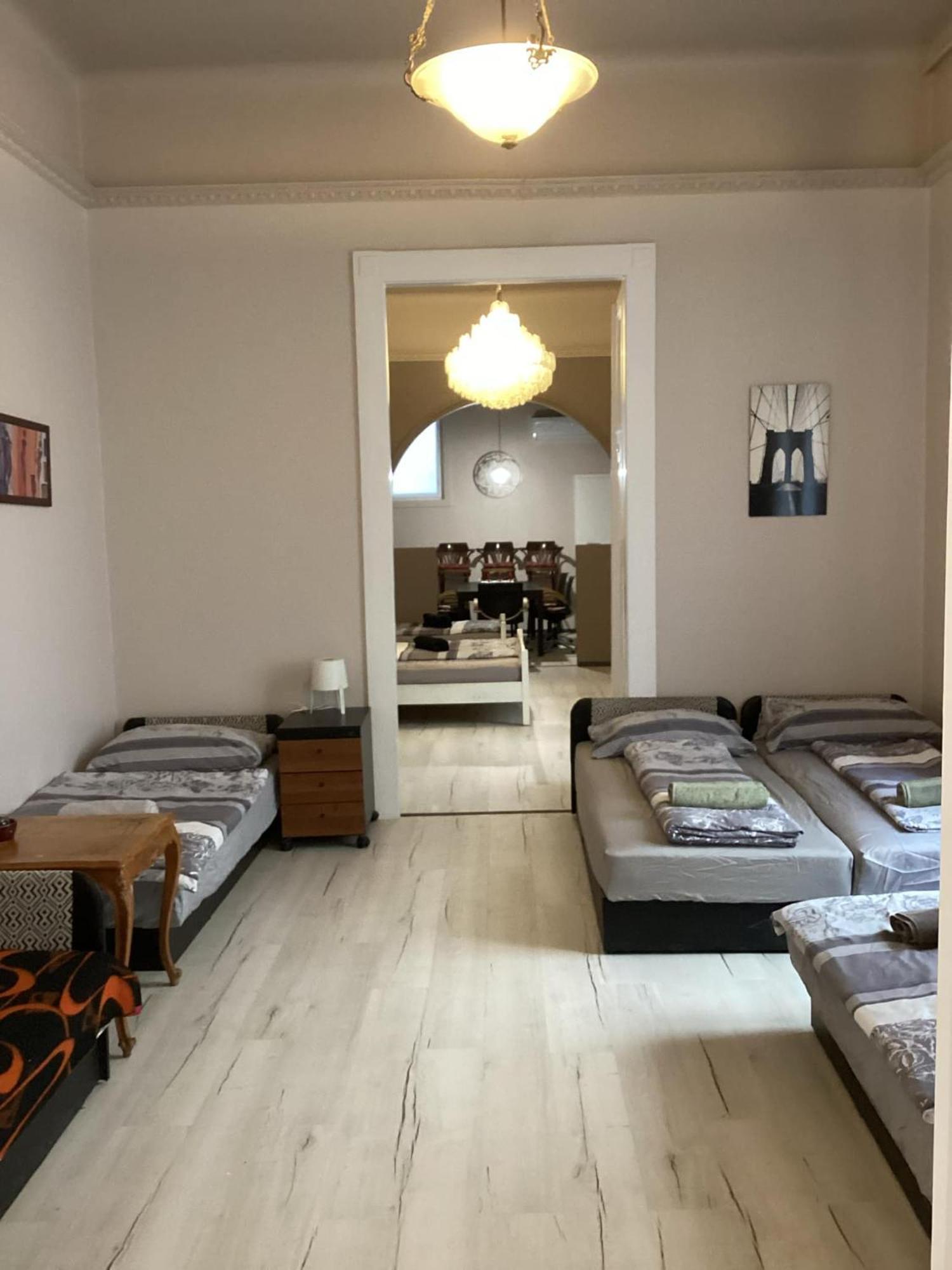 Central Apartments Of Budapeşte Oda fotoğraf